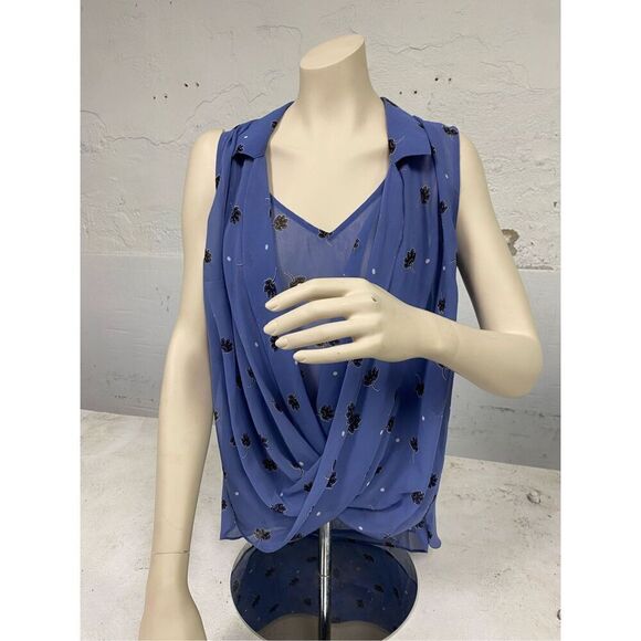 CAbi Blue/Black Floral 2-piece Scoop Shawl Sleeveless Blouse with Removable Cami - Picture 2 of 6